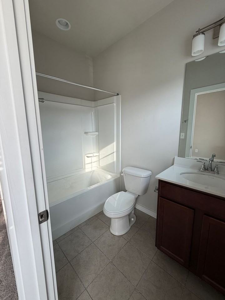 2217 Silver Crescent Dr - Photo 6 of 13