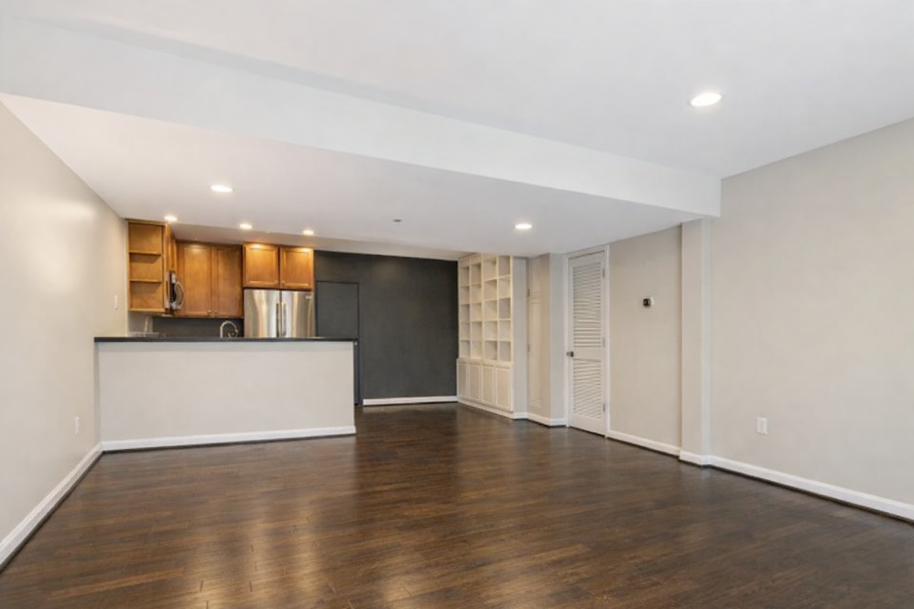 1519 Constitution Ave Ne - Photo 4 of 21