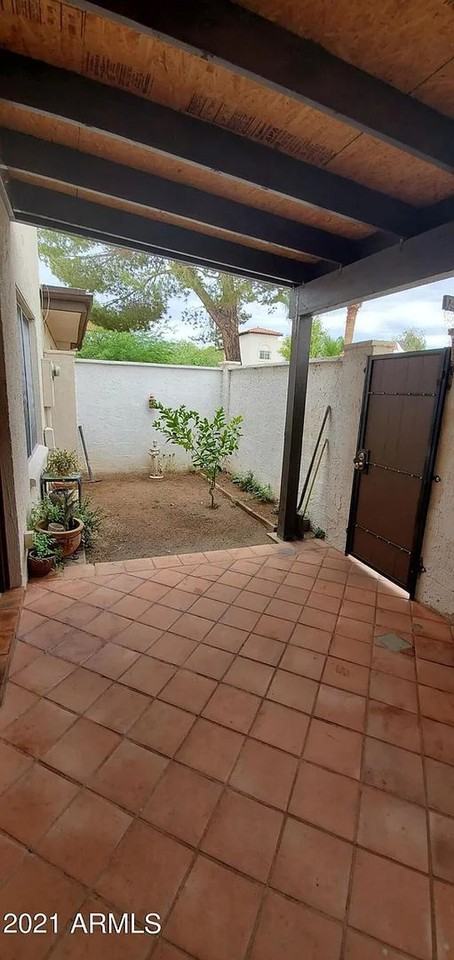 746 E Joan D Arc Ave - Photo 2 of 23