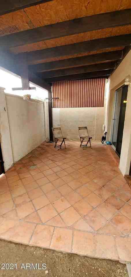 746 E Joan D Arc Ave - Photo 4 of 23