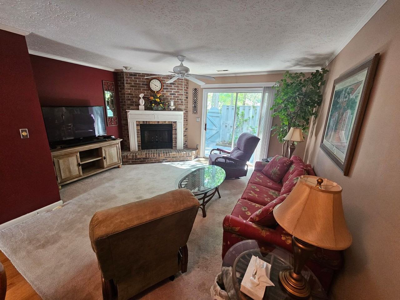 C2 - Photo 6 of 27