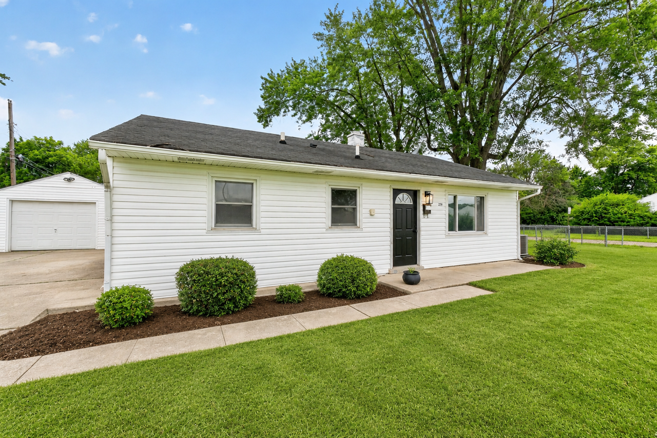 279 Little Flower Ln - Photo 2 of 27