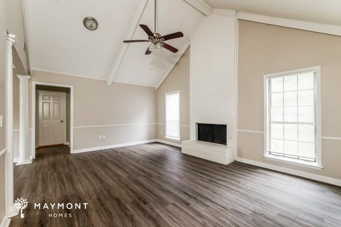 103 Hunts Ln - Photo 4 of 14