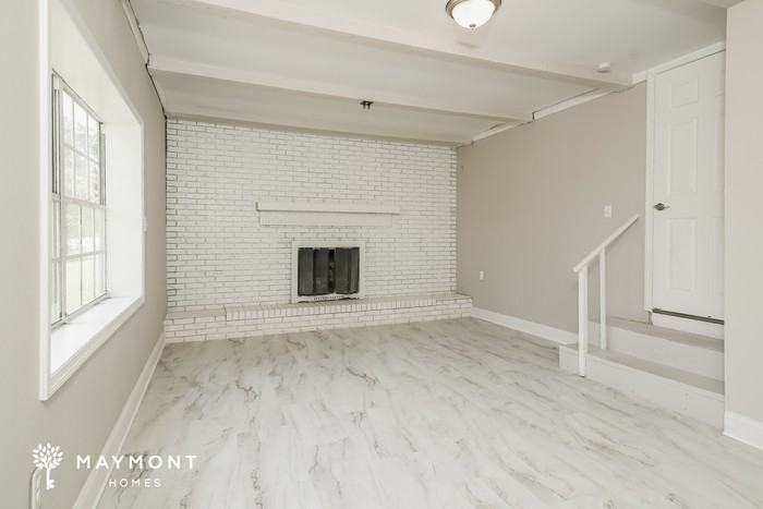4629 Harden Blvd - Photo 7 of 14