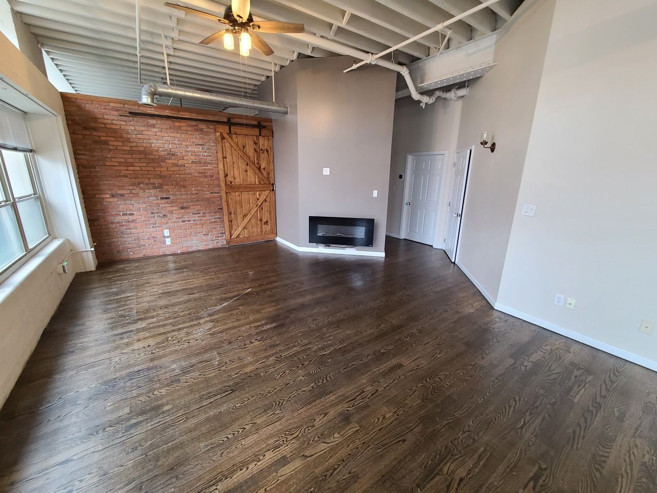 100 S Huron St #1A - Photo 5 of 16