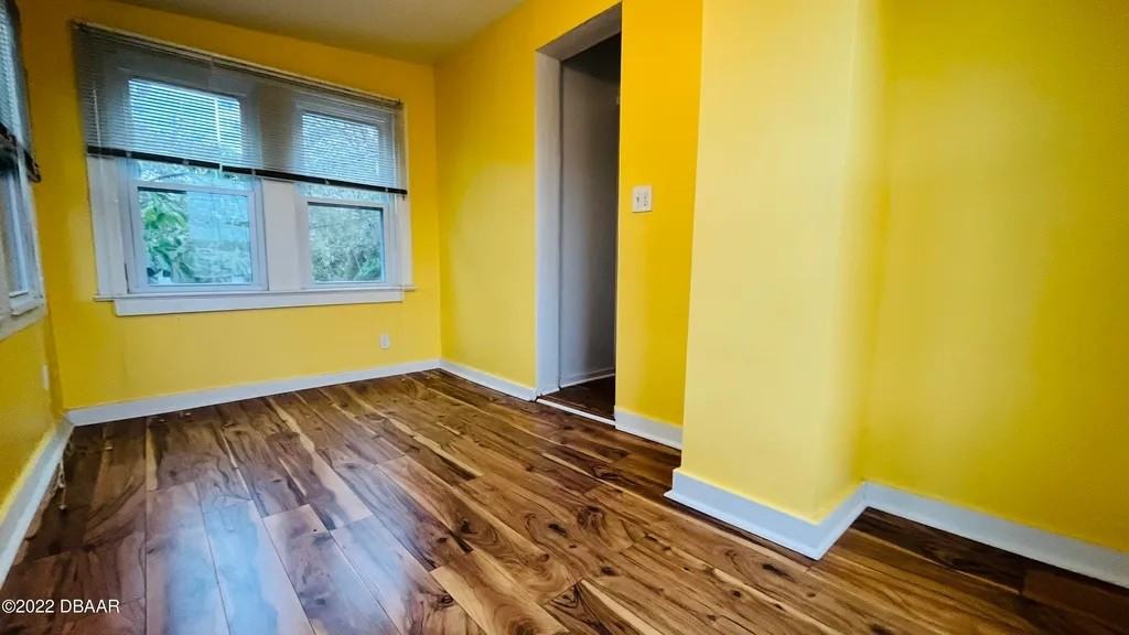 537 Bowman Ave #2 - Photo 6 of 7