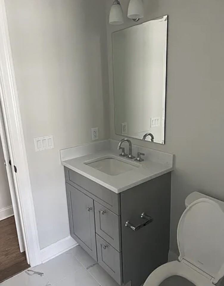 69 Oak St #B - Photo 4 of 13