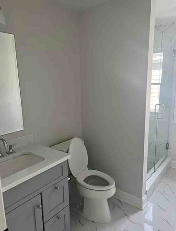 69 Oak St #B - Photo 7 of 13
