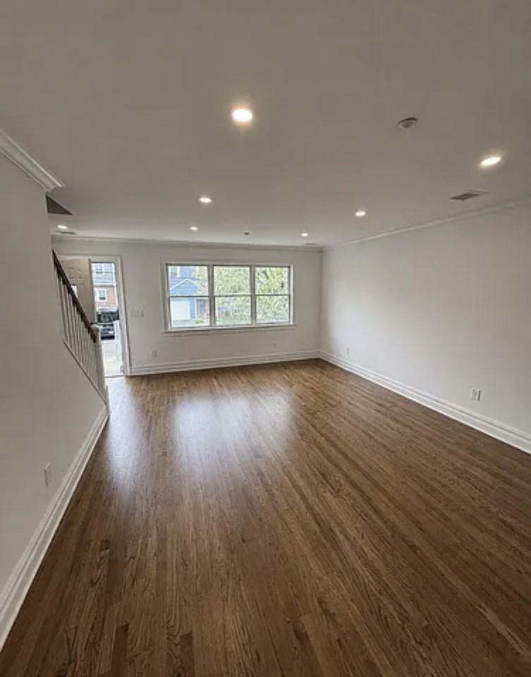 140 Rockwell St #A - Photo 4 of 20