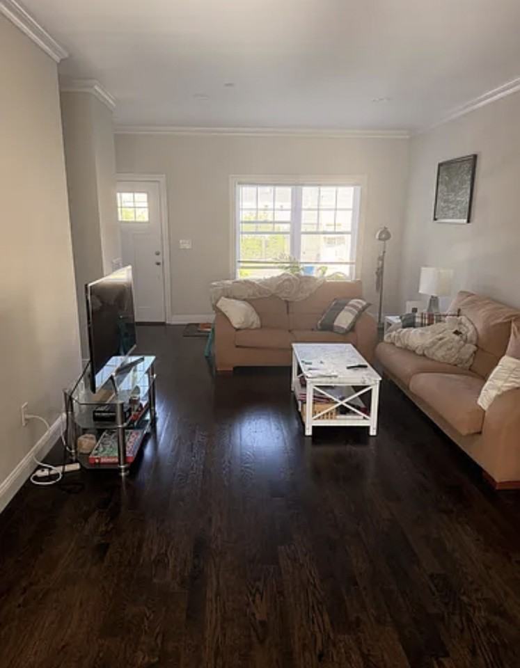 114 Crotona Ave #B - Photo 3 of 16