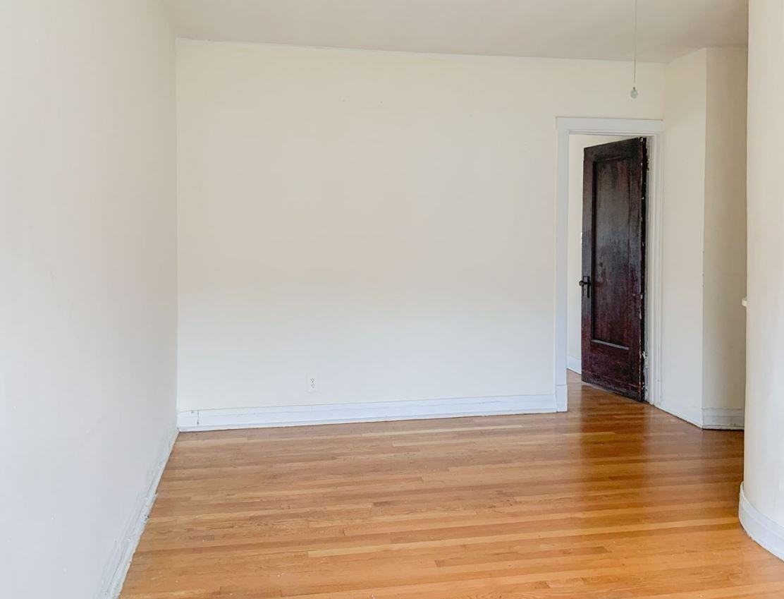 N Wolcott Ave & W Foster Ave - Photo 4 of 9