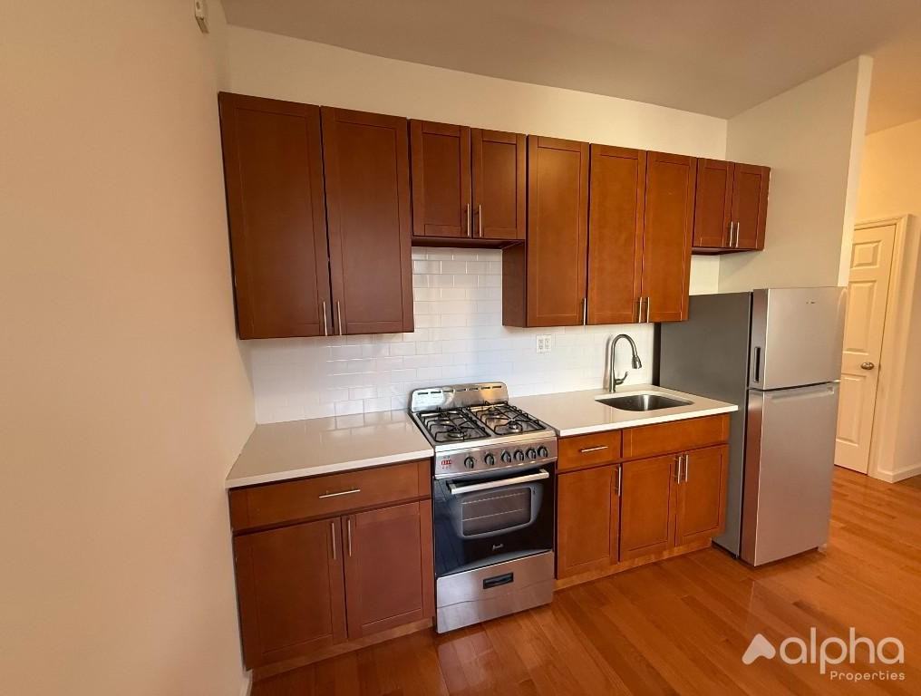 202 Rivington St #4B - Photo 3 of 7