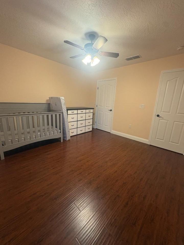725 Almond Tree Ln - Photo 5 of 20