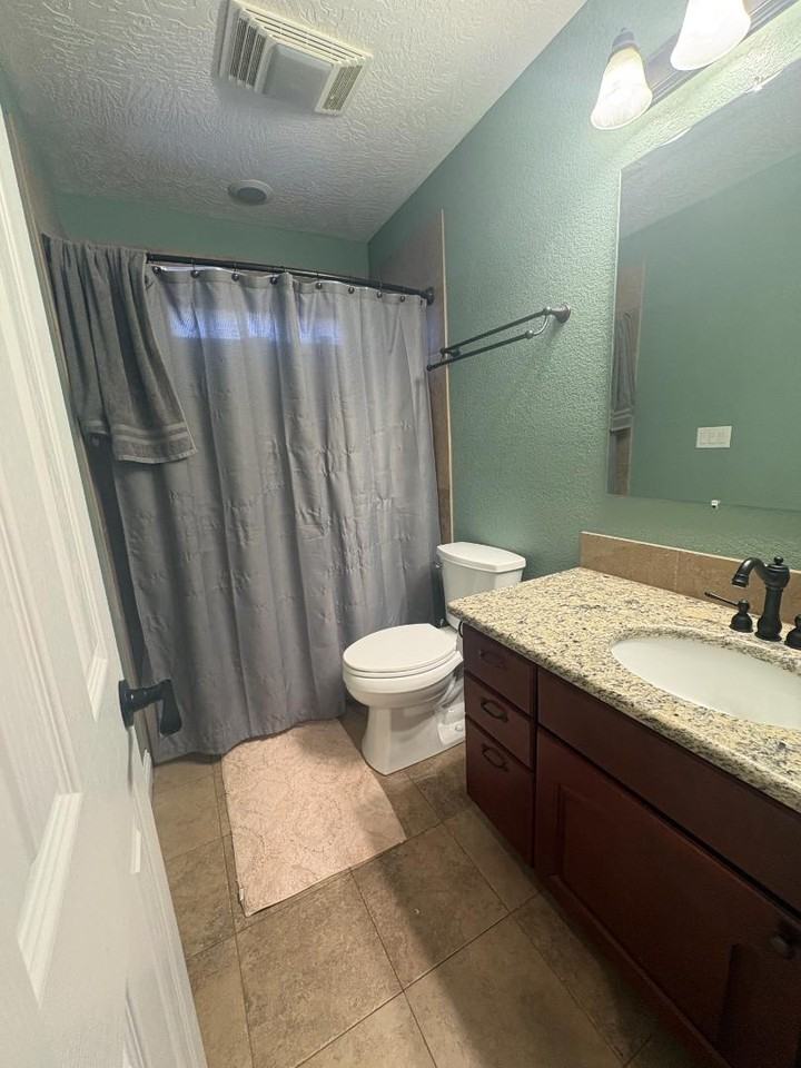725 Almond Tree Ln - Photo 7 of 20