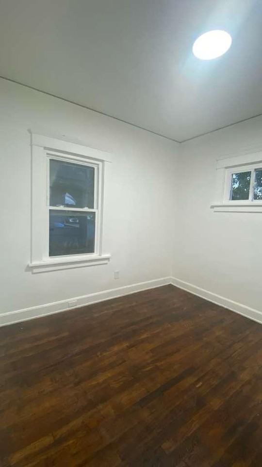 4236 E 131st Street, Cleveland OH 44105 - Photo 4 of 30