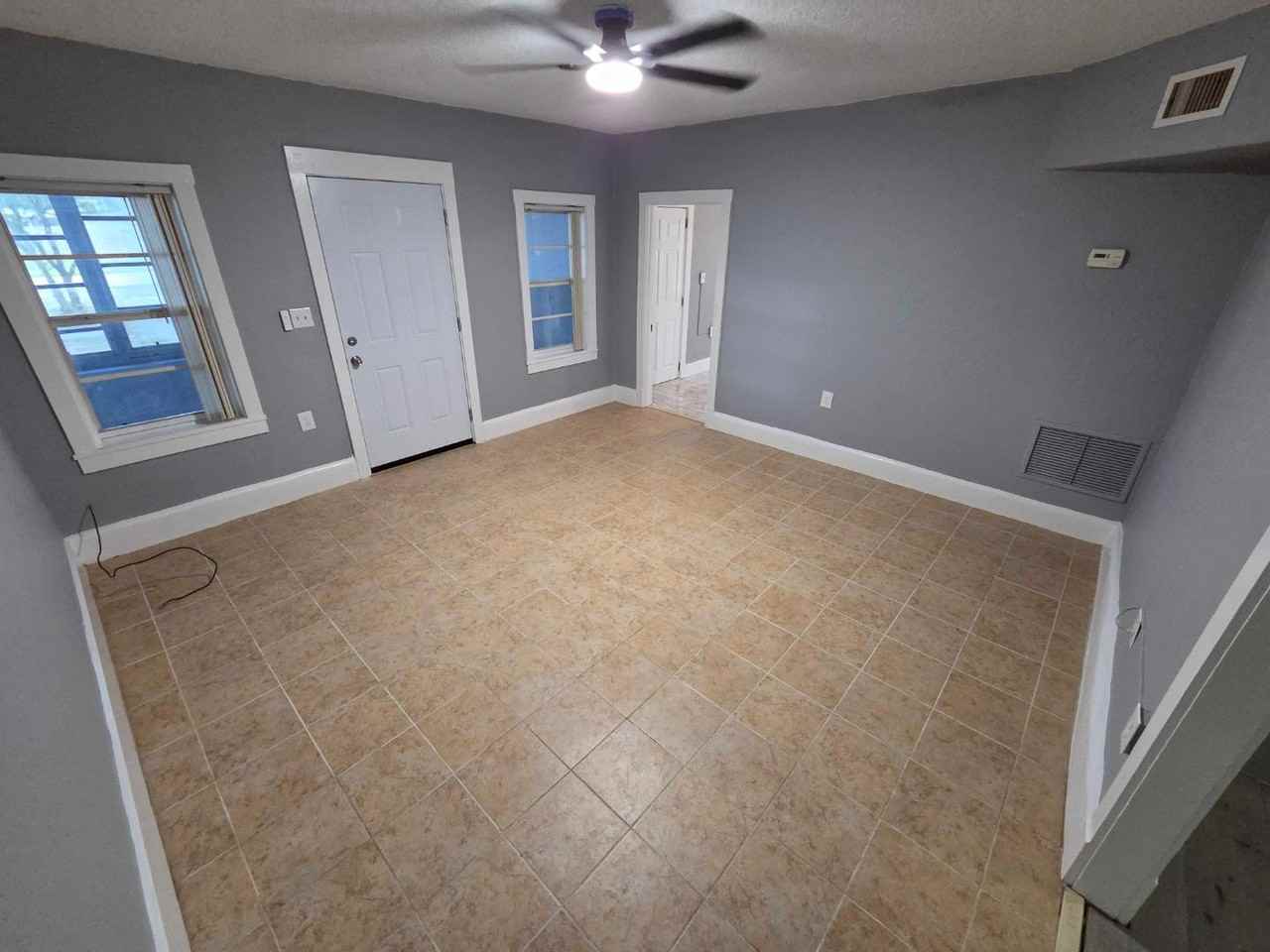 1235 E Minnesota Ave, Unit 2 - Photo 5 of 10
