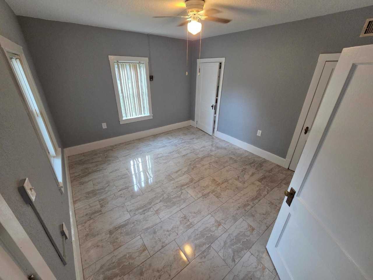 1235 E Minnesota Ave, Unit 2 - Photo 7 of 10
