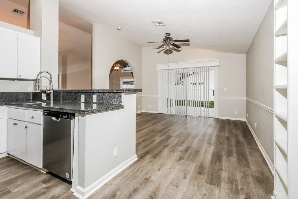 4075 Sabal Lakes Rd - Photo 7 of 16