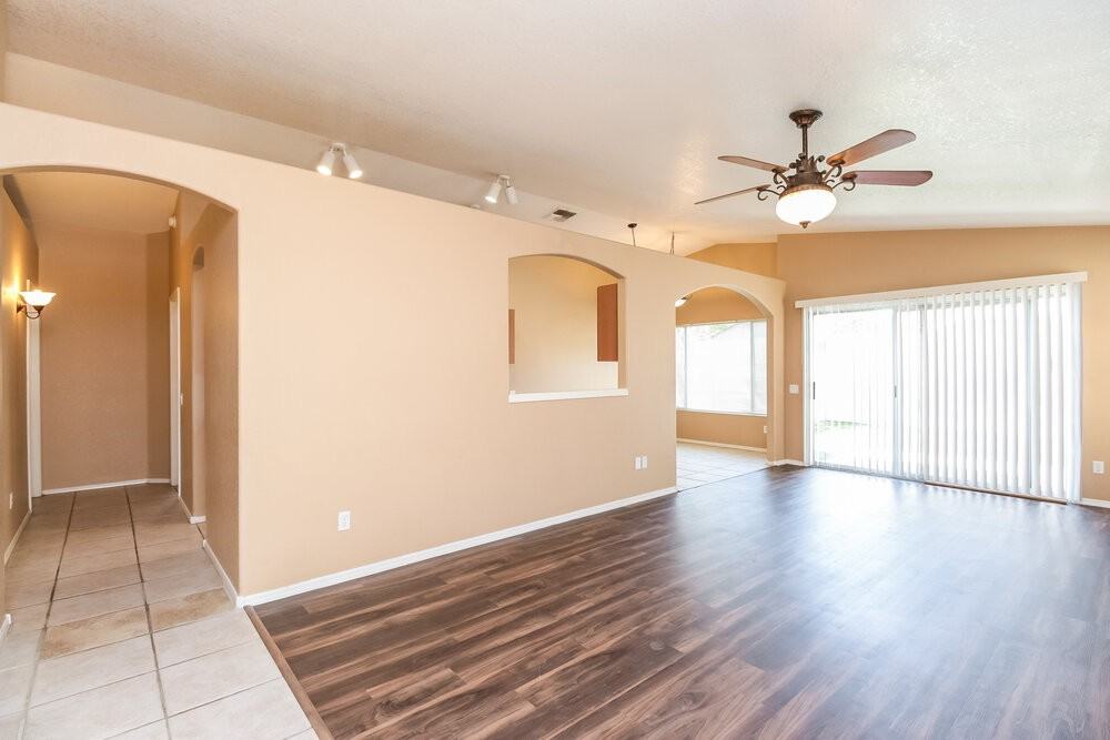 146 W Melody Ct - Photo 4 of 16