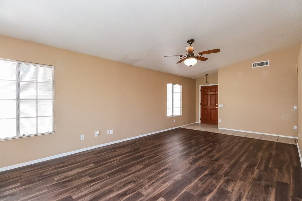 146 W Melody Ct - Photo 5 of 16