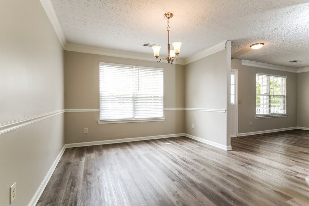 1304 Ivey Pointe Dr - Photo 6 of 17