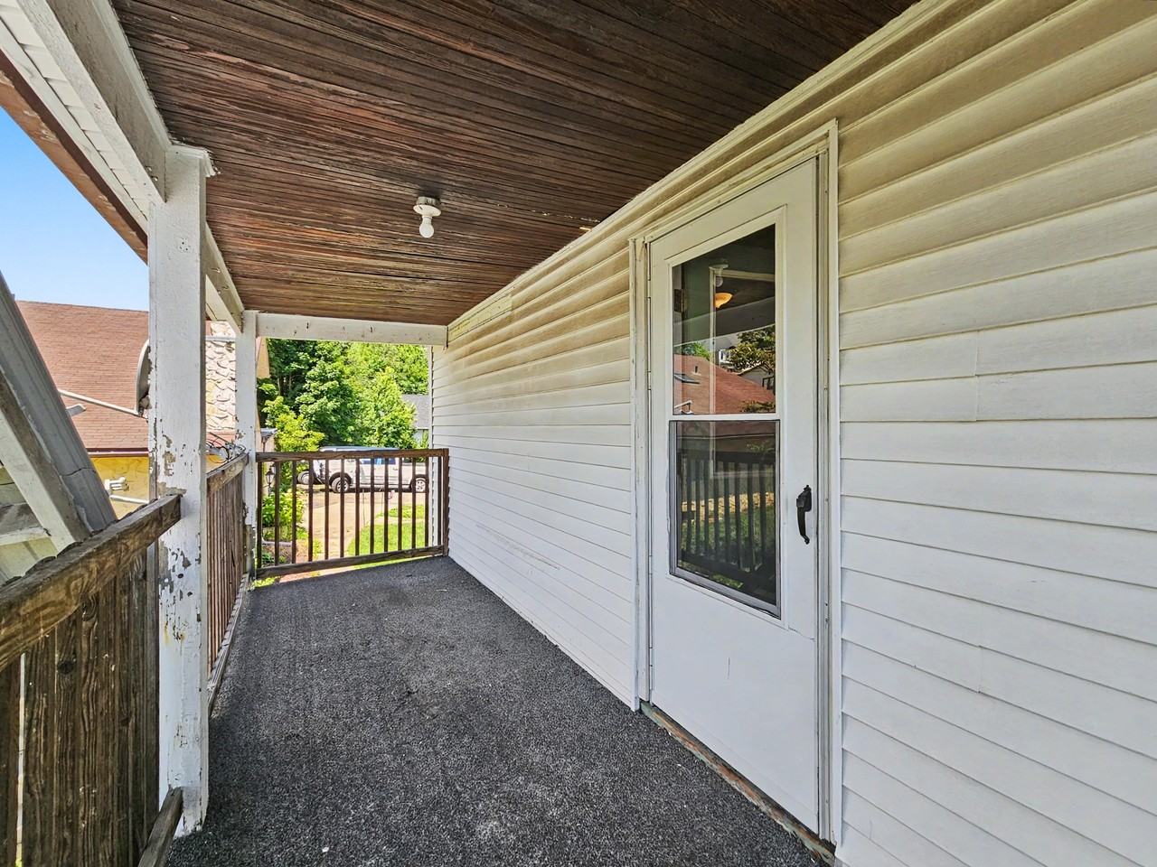 1315 Farr Street2nd Fl #2ndFL - Photo 2 of 10