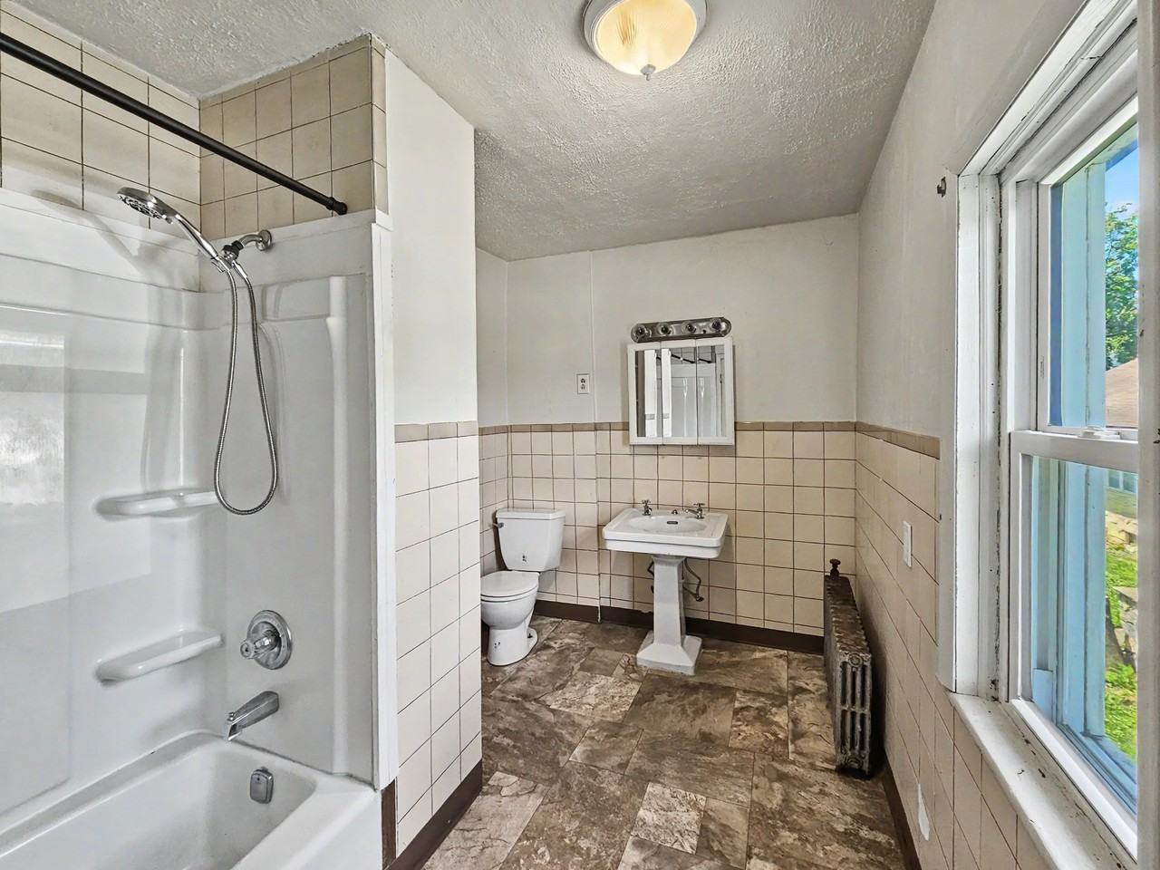 1315 Farr Street2nd Fl #2ndFL - Photo 5 of 10