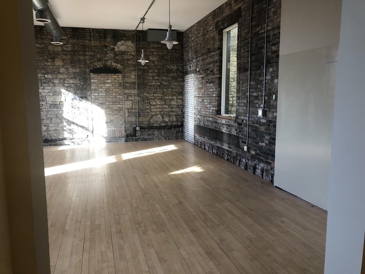 511 2nd St #207 - Photo 2 of 8