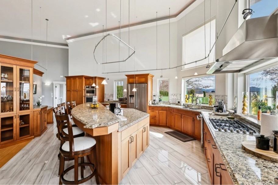 15541 Bradshaw Rd #1 - Photo 5 of 13