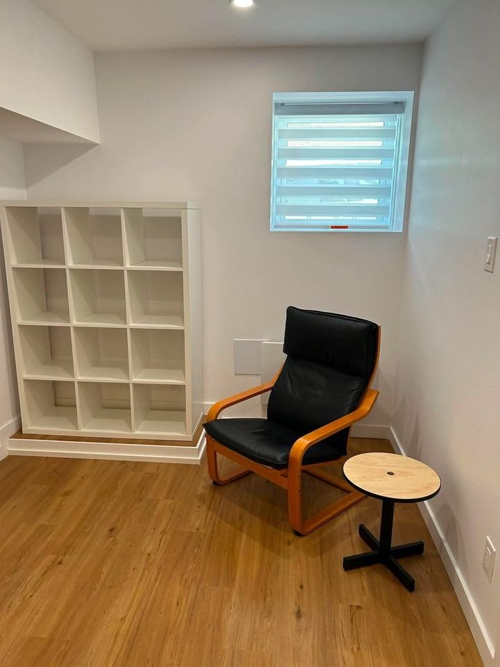 5745 Avenue de Darlington #16 - Photo 6 of 13