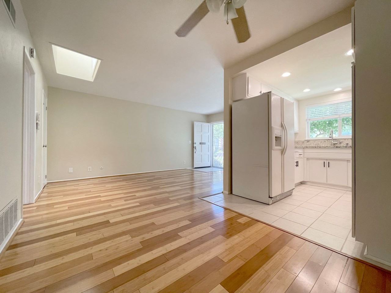 2414 Richmond Way - Photo 6 of 27