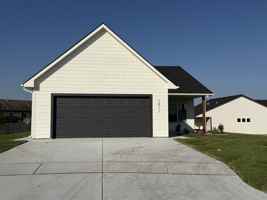 featured image of 1811 E Liam Ct #1