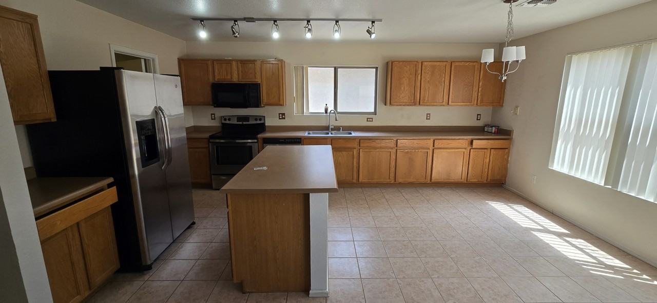 2369 E 35th Ave #1 - Photo 2 of 26