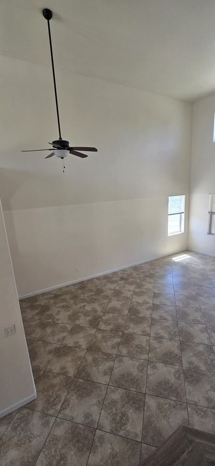 2611 W Gypsum Ave #1 - Photo 3 of 20