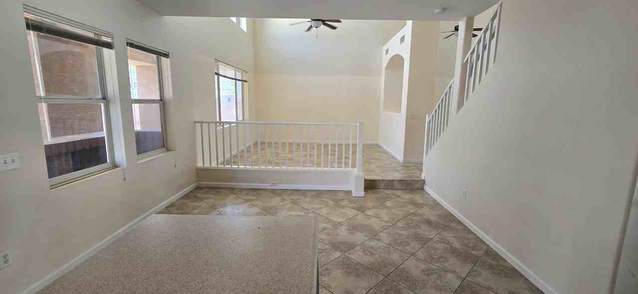 2611 W Gypsum Ave #1 - Photo 5 of 20