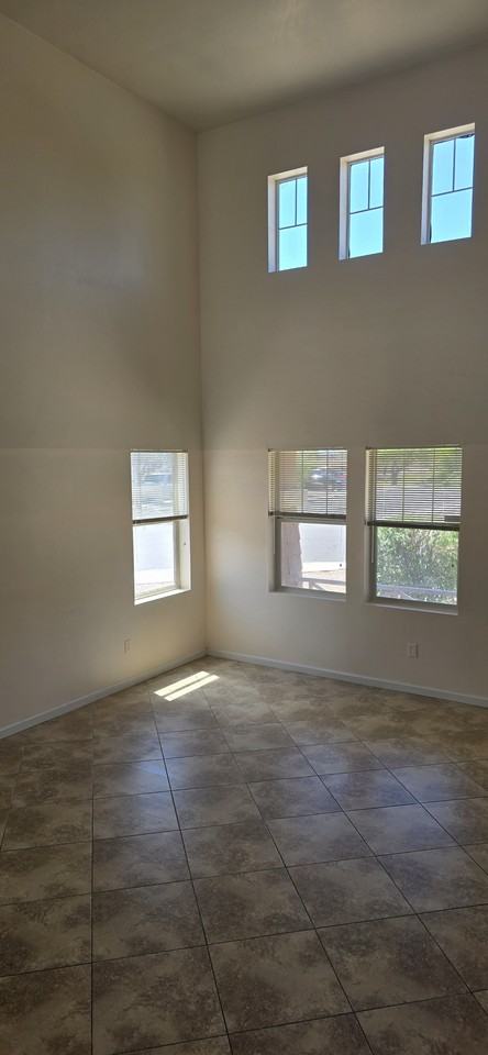 2611 W Gypsum Ave #1 - Photo 6 of 20