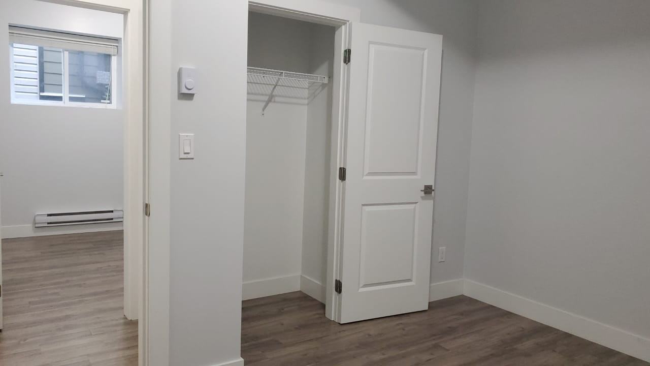3386 Gislason Avenue - Photo 3