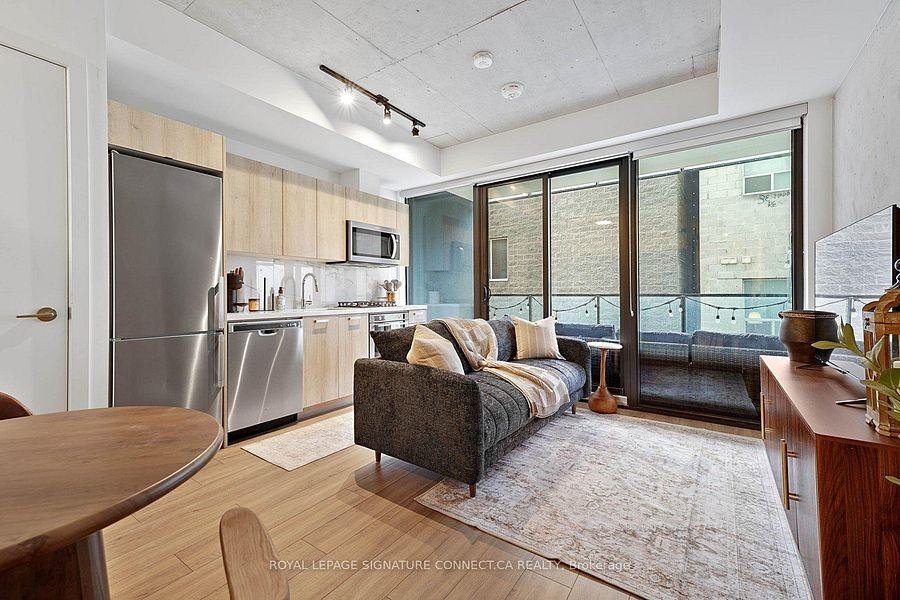 458 Richmond Street West - Photo 5 of 15