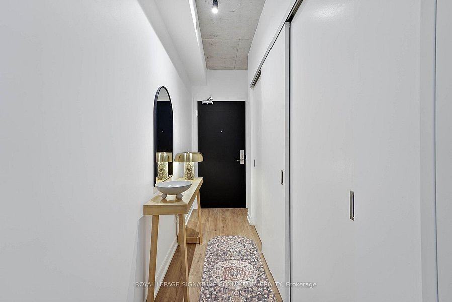 458 Richmond Street West - Photo 2 of 15