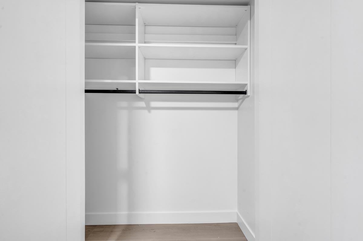 5755 Clarendon Street - Photo 13