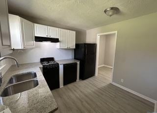 1006 Lee Dr Nw - Photo 4 of 16