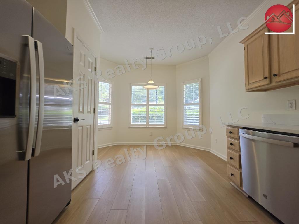 158 Sugar Dr - Photo 6 of 23