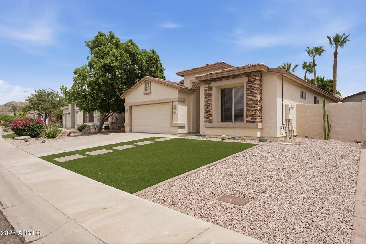 1724 W Deer Creek Rd - Photo 4 of 25