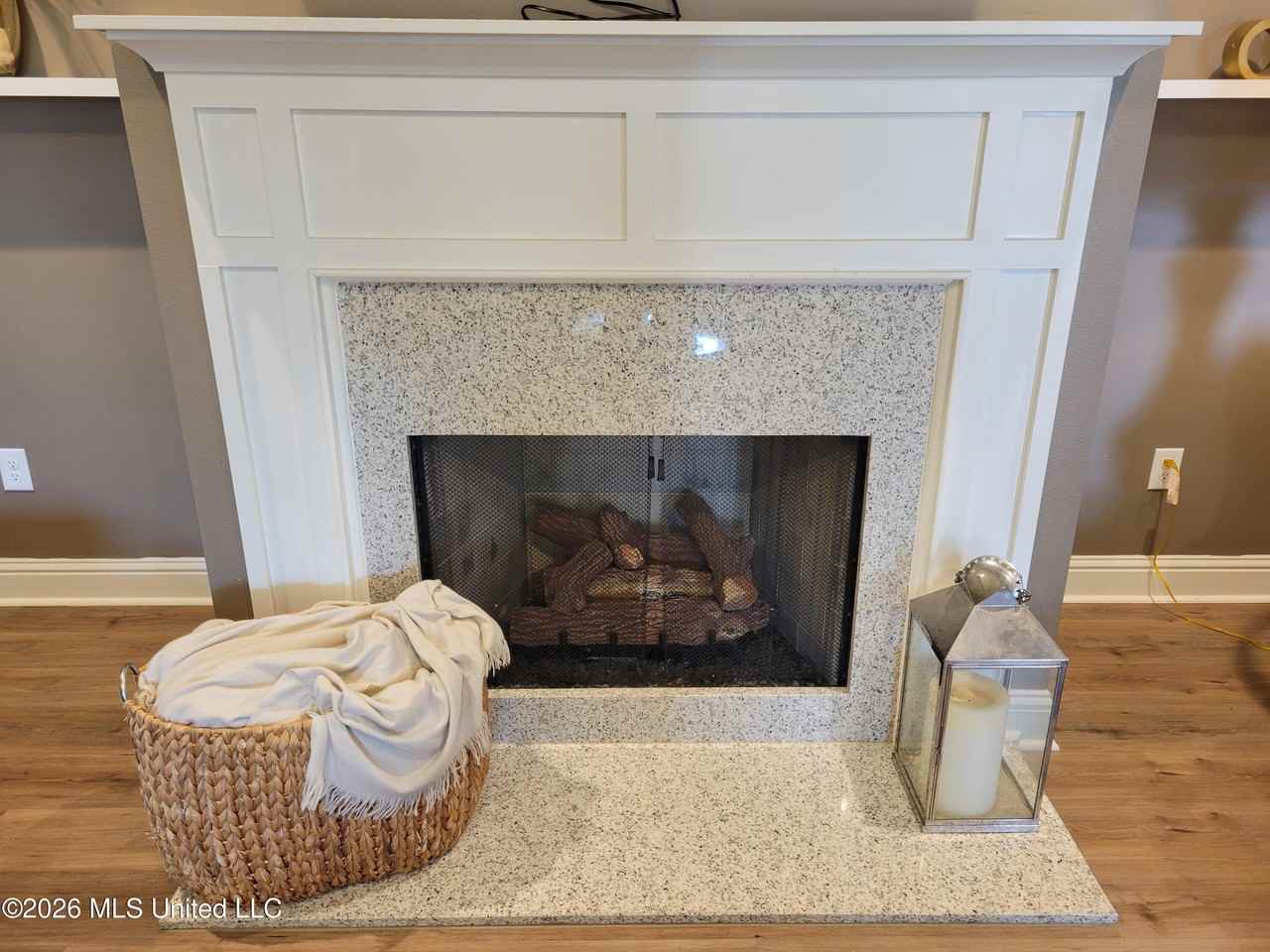 10165 Patrick Dr - Photo 7 of 46