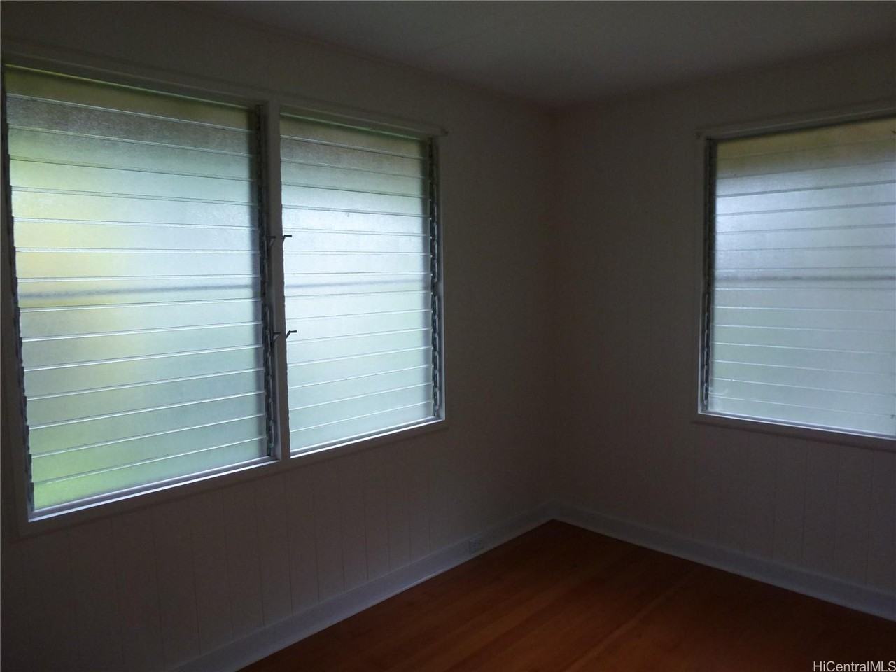 2409 Waiomao Rd - Photo 6 of 10