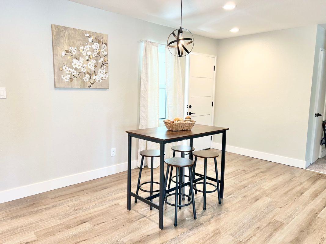 2016 Cardinal Dr - Photo 7 of 9
