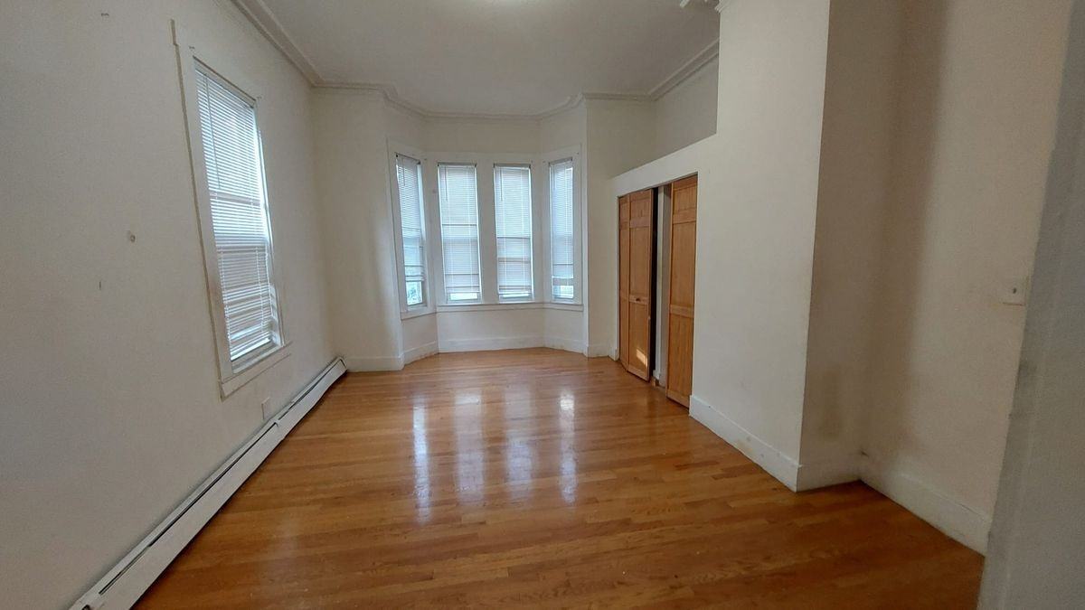124 Marcella St ##1 - Photo 6 of 15