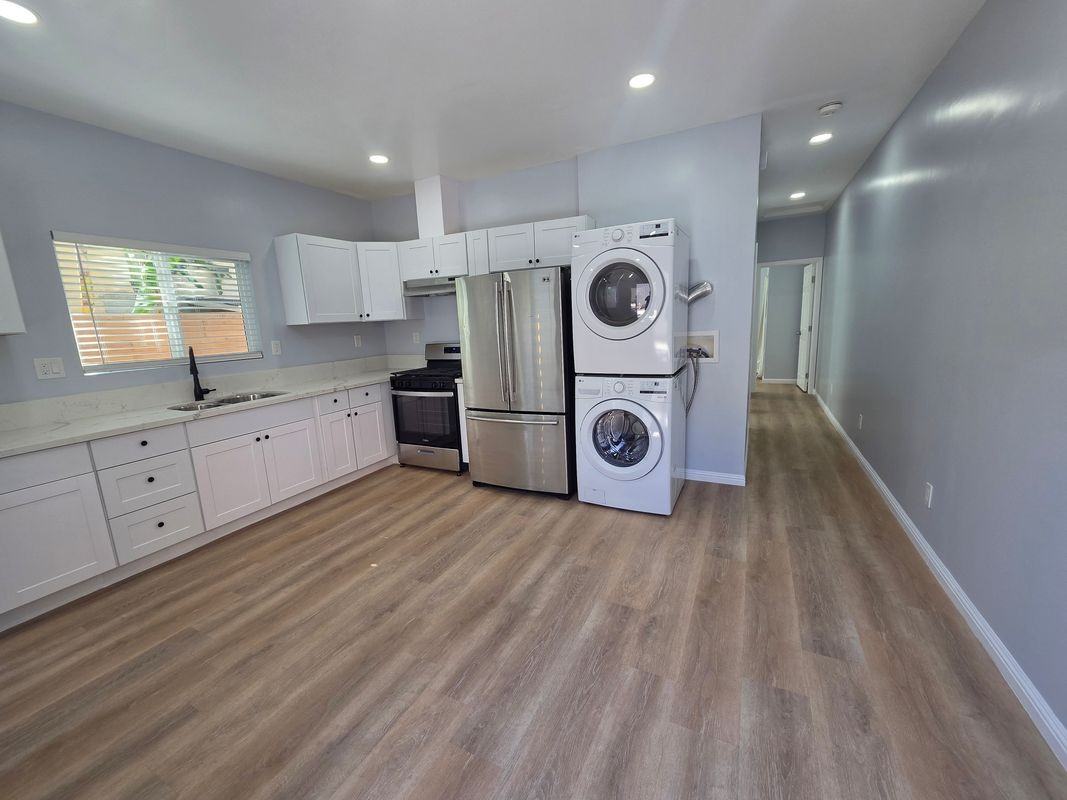 1715 W 64th St ##A - Photo 2 of 15