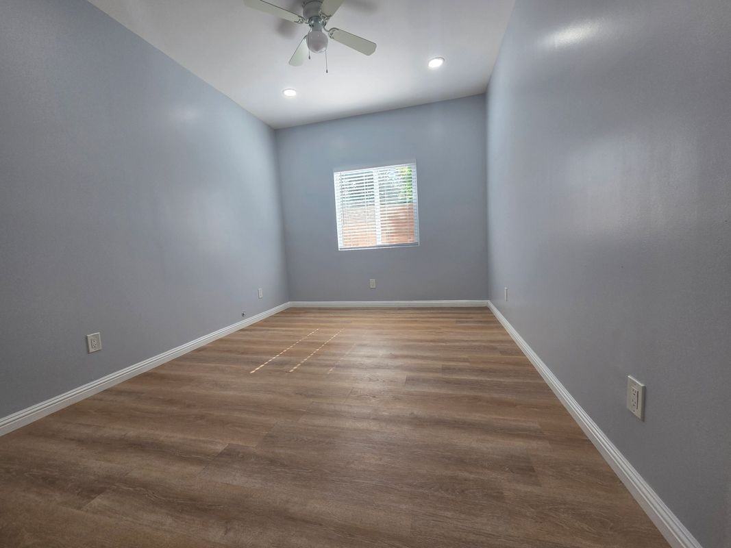 1715 W 64th St ##A - Photo 7 of 15
