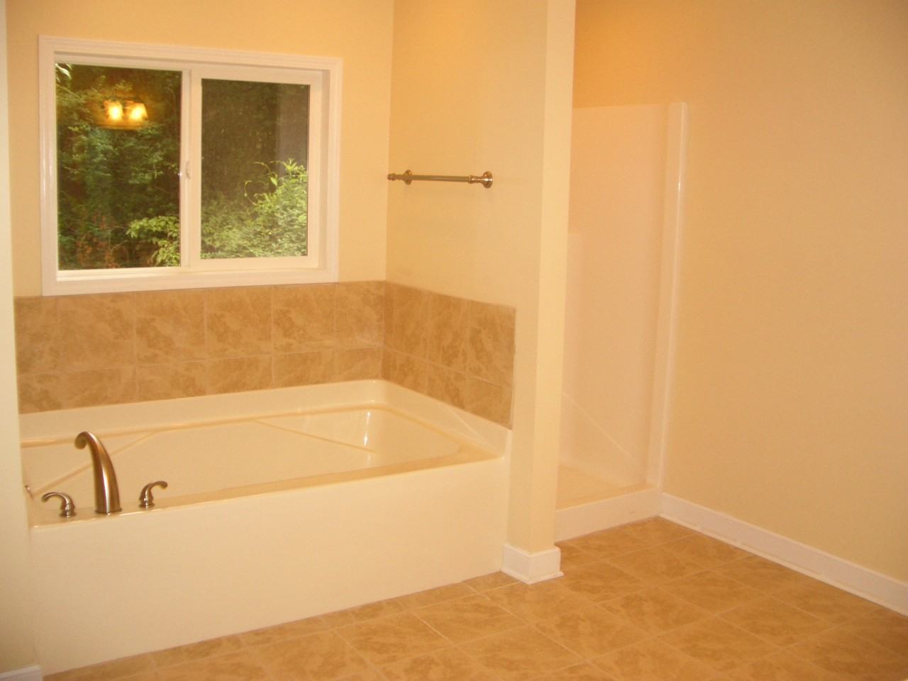 5110 Milford Rd - Photo 4 of 25
